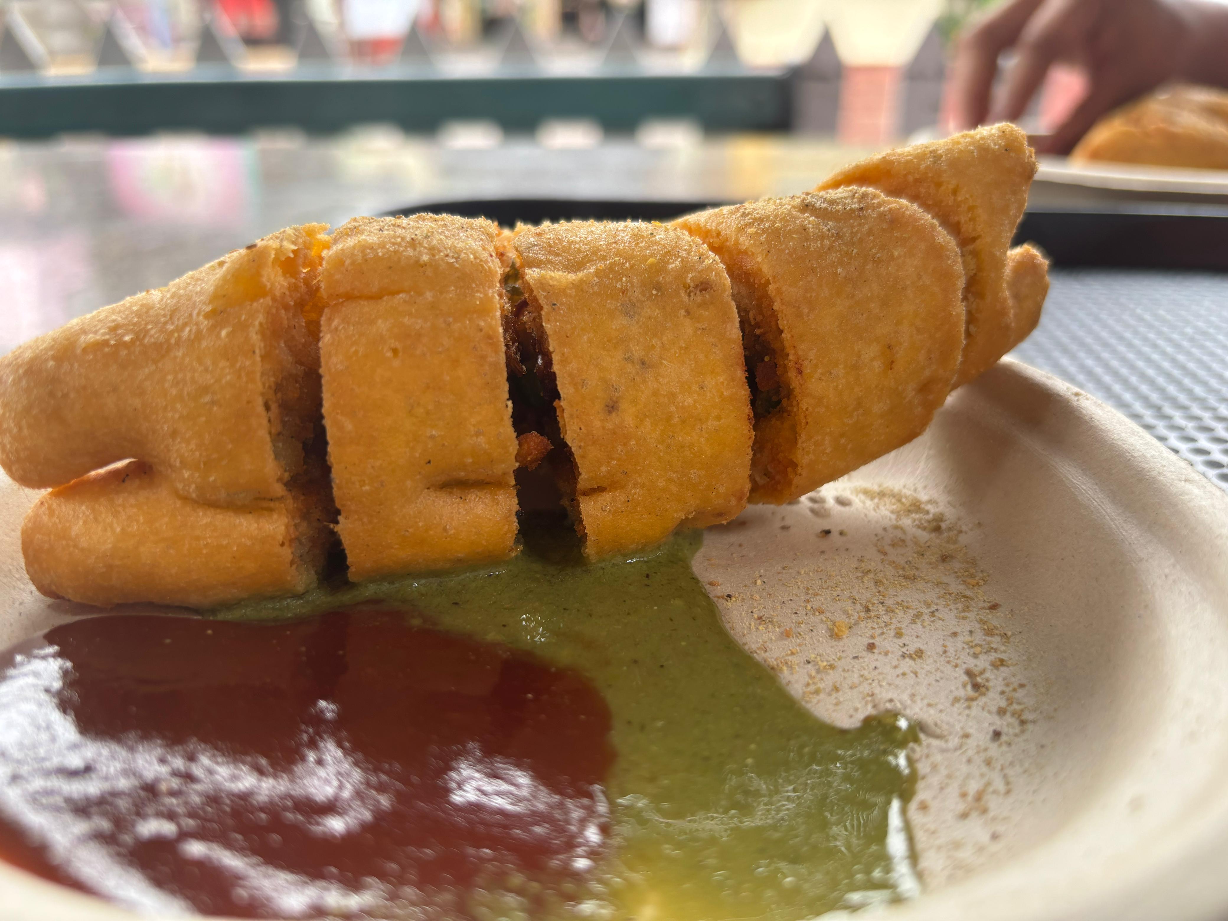 From Delhi to Dehradun – Taste the Best Bread Pakoda with Halwai & Chef